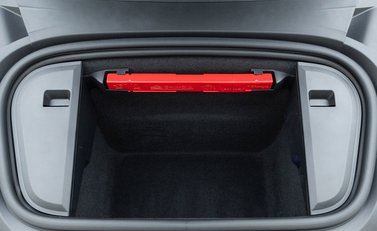 Porsche Taycan Turbo S Cross Turismo 32