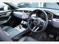 Jaguar F-Pace SPORT MHEV 17