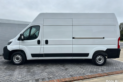 Citroen Relay 35 L3H3 140 ps Enterprise Panel Van 8