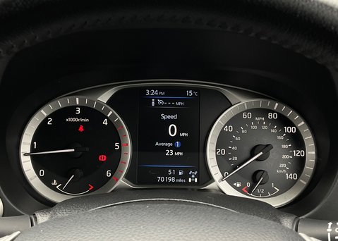 Nissan Navara DCI TEKNA SHR DCB 26