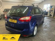 Ford Grand C-Max 1.5 TDCi Titanium Euro 6 (s/s) 5dr 9