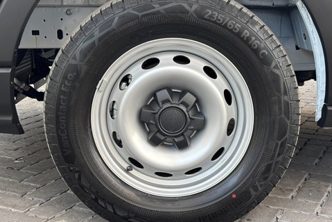 Ford Transit 350 Rwd Leader L3 H3 130 ps Panel Van - Tow Axle 33