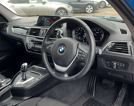 BMW 1 Series 2.0 118D Sport Auto 5dr 18