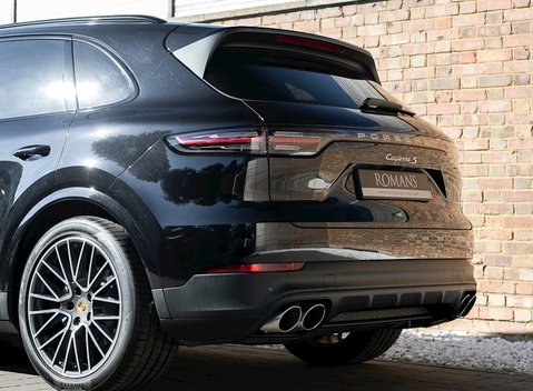 Porsche Cayenne S 24