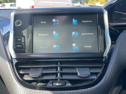 Peugeot 2008 1.2 PureTech Allure Premium EAT Euro 6 (s/s) 5dr 22