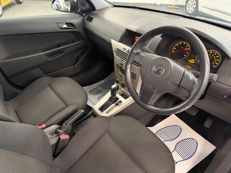 Vauxhall Astra 1.8i 16v Life 5dr 11