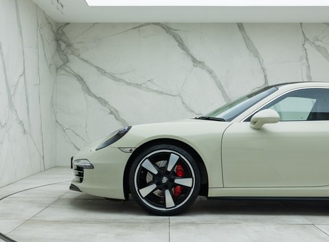 Porsche 911 50TH ANNIVERSARY EDITION (991) 30
