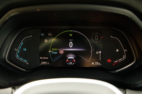 Renault Captur TECHNO E-TECH 14