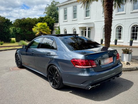 Mercedes-Benz E Class 5.5 E63 V8 BiTurbo AMG SpdS MCT Euro 6 (s/s) 4dr 31