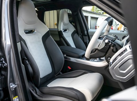 Land Rover Range Rover Sport SVR 12