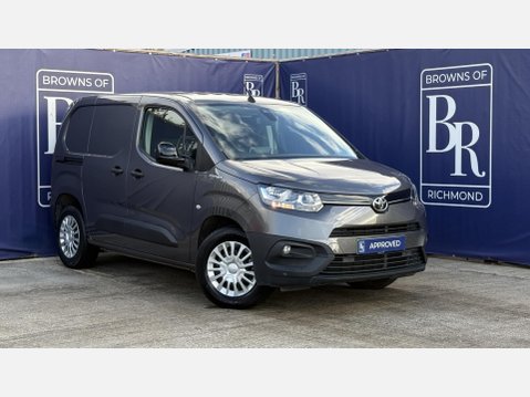 Toyota Proace City 50kWh Icon Short Panel Van 5dr Electric Auto SWB (7kW OBC) (136 ps) 1