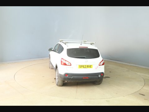 Nissan Qashqai TEKNA DCI 4