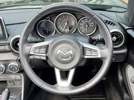 Mazda MX-5 SPORT NAV 20