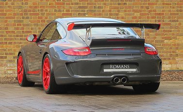 Porsche 911 (997) GT3 RS 13