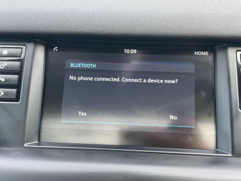 Land Rover Discovery Sport 2.0 TD4 HSE Black Auto 4WD Euro 6 (s/s) 5dr 28