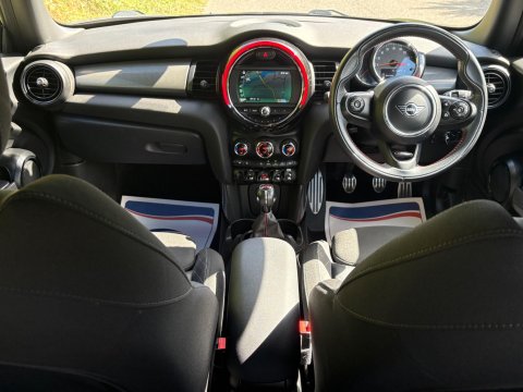 Mini Hatch COOPER SPORT 14