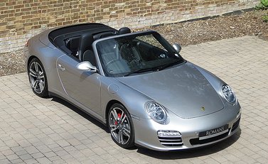 Porsche 911 (997) Carrera 4S Cabriolet 3