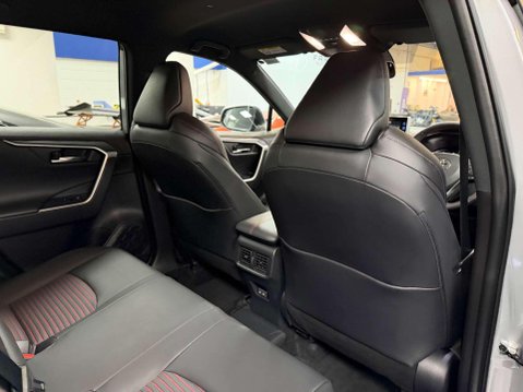 Toyota Rav4 2.5 VVT 18.1kWh Design SUV 5dr Petrol Plug-in Hybrid CVT 4WD Euro 6 (s/s) ( 42
