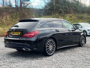 Mercedes-Benz CLA Class 2.1 CLA 220 WhiteArt D Auto 5dr 4