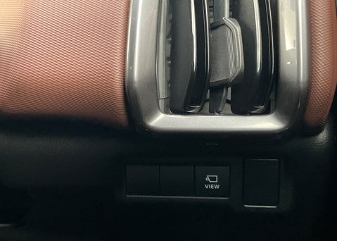 Suzuki e Vitara ULTRA 24