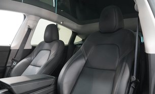 Tesla Model Y PERFORMANCE AWD Full Self Driving AutoPark & Summon GROK AI One Owner VAT Q 12