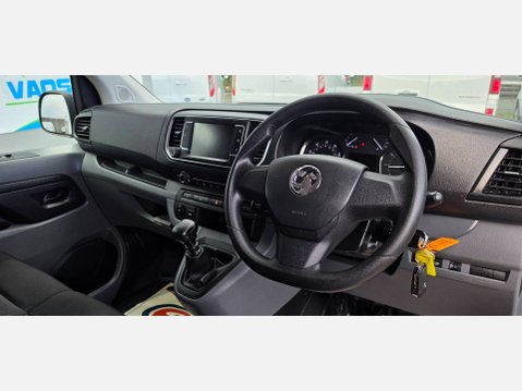 Vauxhall Vivaro SPORTIVE 2900 L2 H1 LWB 1.5D 100ps EU6 9