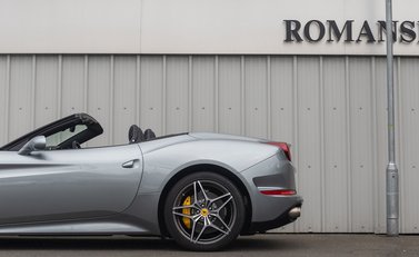 Ferrari California T 30