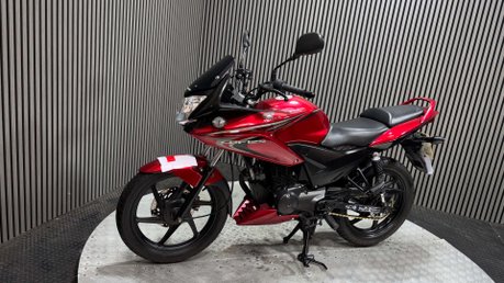 Honda CBF125 CBF125 2013 ONLY 16K 1 FORMER OWNER MOT WARRANTY 125CC 20