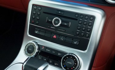 Mercedes-Benz SLS AMG 18