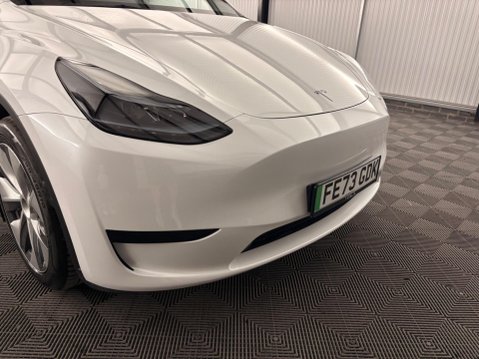 Tesla Model Y Auto RWD 5dr 35