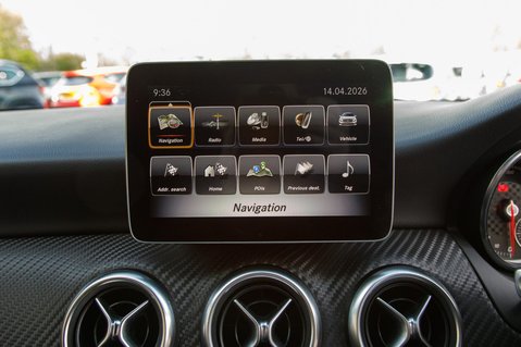 Mercedes-Benz A Class A 200 AMG LINE EXECUTIVE 21