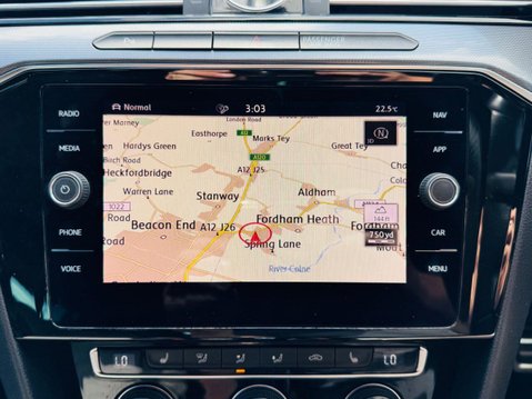 Volkswagen Passat 2.0 TDI R-Line Estate 5dr Diesel DSG Euro 6 (s/s) (190 ps) 16