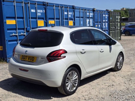 Peugeot 208 1.2 PureTech Allure Hatchback 5dr Petrol EAT Euro 6 (s/s) (110 ps) 9