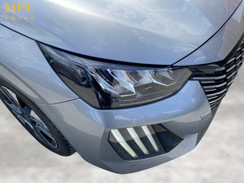 Peugeot 208 1.2 PureTech Allure Hatchback 5dr Petrol Manual Euro 6 (s/s) (100 ps) 9
