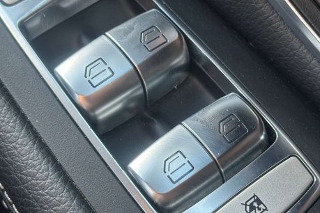 Mercedes-Benz GLC 2.1 GLC220d AMG Line SUV 5dr Diesel G-Tronic 4MATIC Euro 6 (s/s) (170 ps) 37