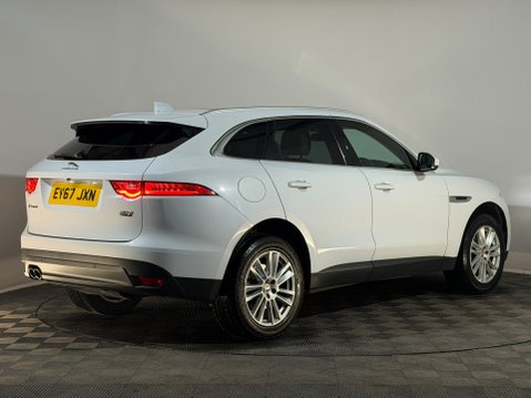 Jaguar F-Pace PORTFOLIO AWD 6