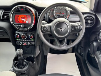 Mini Hatch 1.5 Cooper Classic Euro 6 (s/s) 5dr