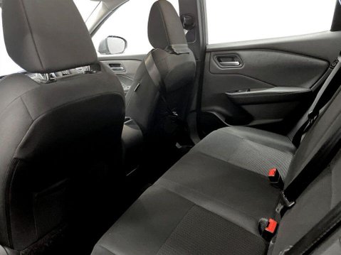 Nissan Qashqai 1.3 DIG-T MHEV Acenta Premium SUV 5dr Petrol Hybrid Manual Euro 6 (s/s) (14 39