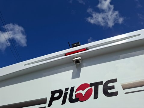 Pilote P700 Sensation 8