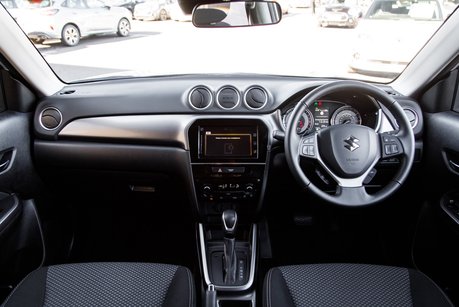 Suzuki Vitara SZ-T