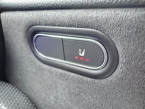 Mercedes-Benz A Class A 200 AMG LINE PREMIUM AUTOMATIC 19