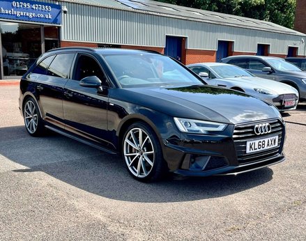 Audi A4 2.0 A4 Black Edition 40 TDI Semi-Auto 5dr 4