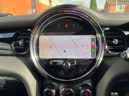 Mini Hatch 1.5 Cooper Sport 3dr 26