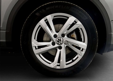 Volkswagen T-Roc 1.5 T-Roc R-Line TSI Semi-Auto 5dr 15