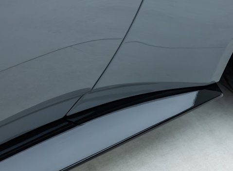 Aston Martin Vantage 27