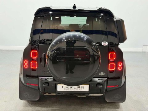 Land Rover Defender 2.0 SD4 S SUV 5dr Diesel Auto 4WD Euro 6 (s/s) (240 ps) 53