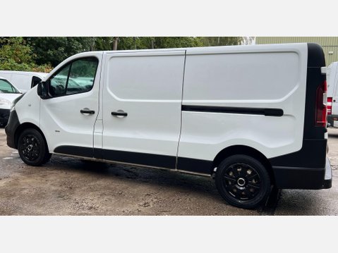 Vauxhall Vivaro 1.6 CDTi 2900 L2 H1 Euro 5 5dr 21