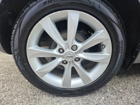 Nissan Note TEKNA DIG-S ONLY 33,000 MILES FROM NEW 12