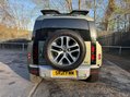 Land Rover Defender HSE MHEV 7