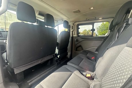 Ford Tourneo Custom 2.0 320 EcoBlue Zetec Minibus Double Cab 5dr Diesel Manual L2 Euro 6 (s/s)  17
